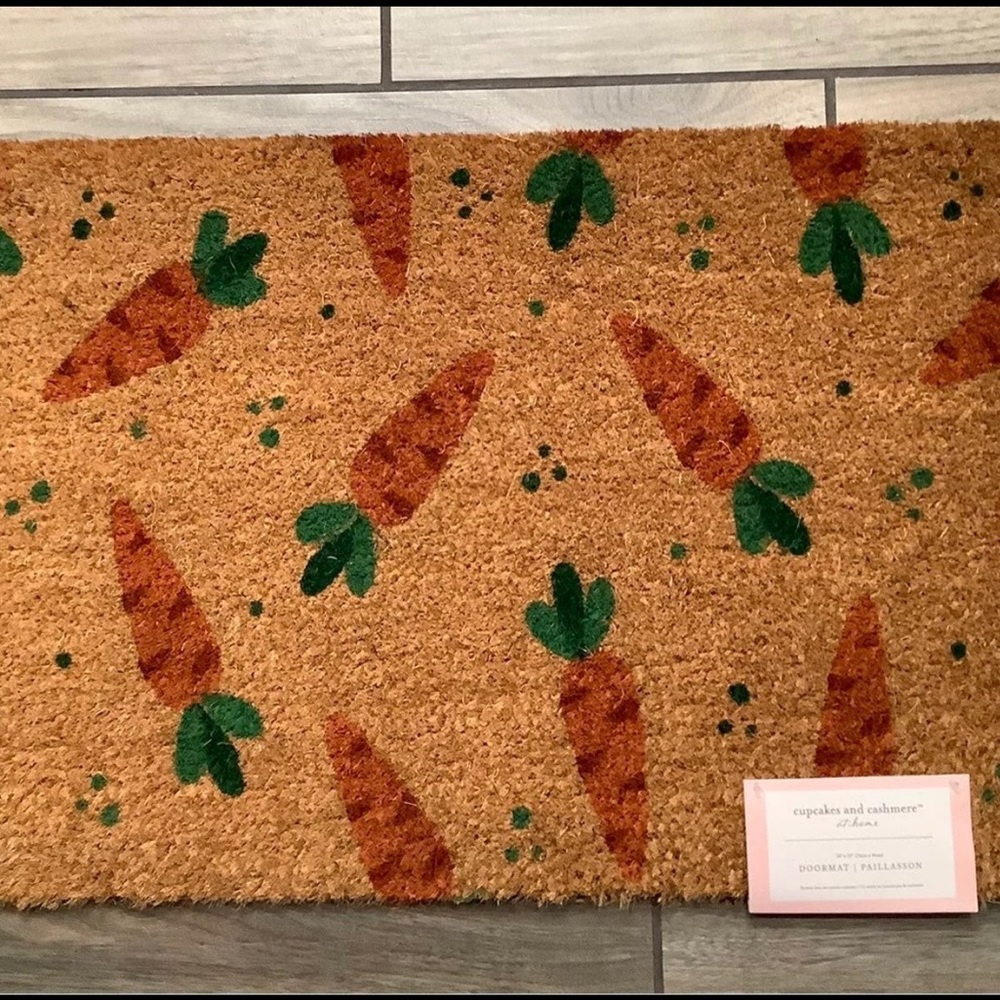 Cupcakes & Cashmere Coir Easter Carrot Doormat